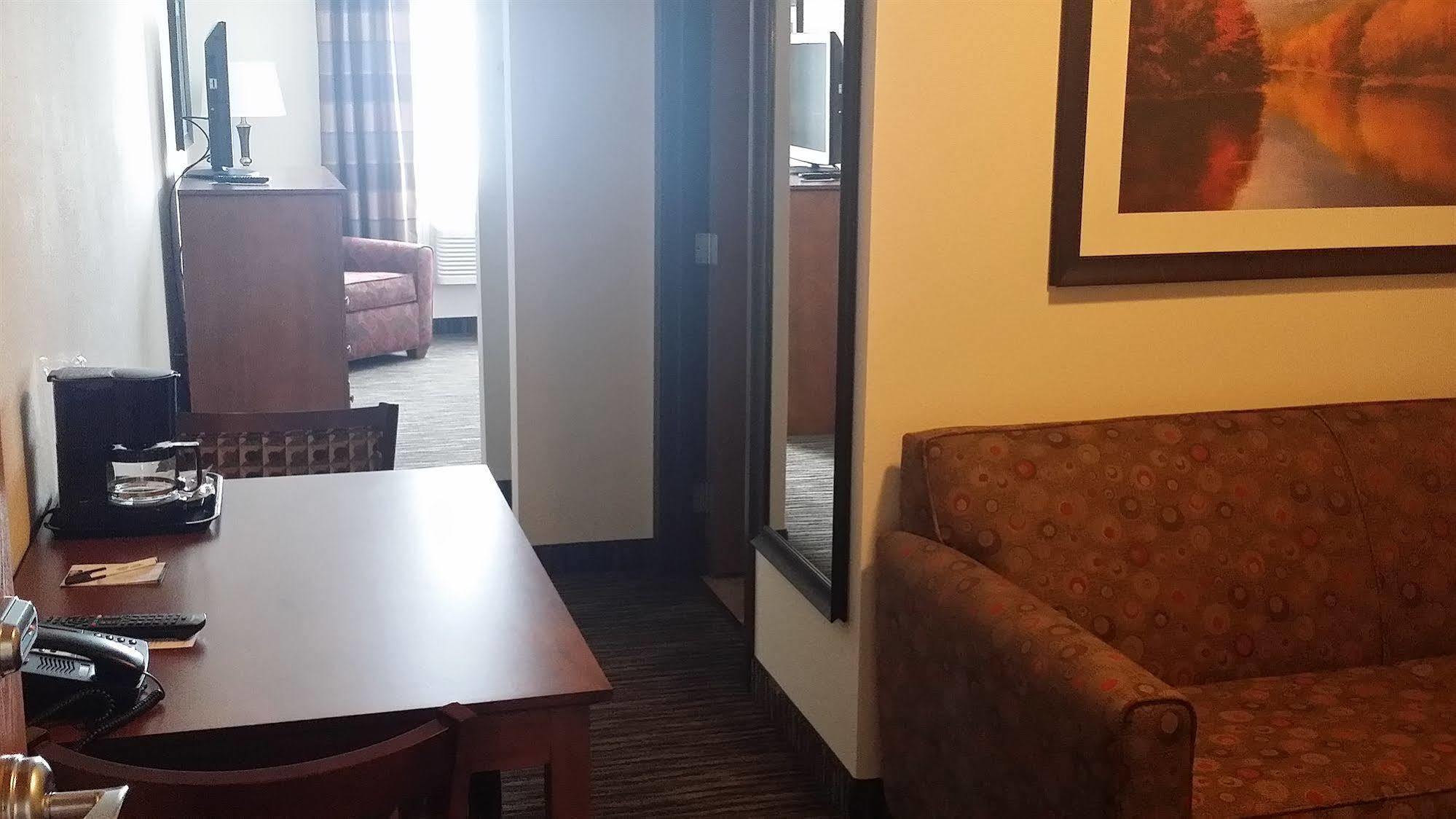 American Inn & Suites Parkers Prairie Zewnętrze zdjęcie