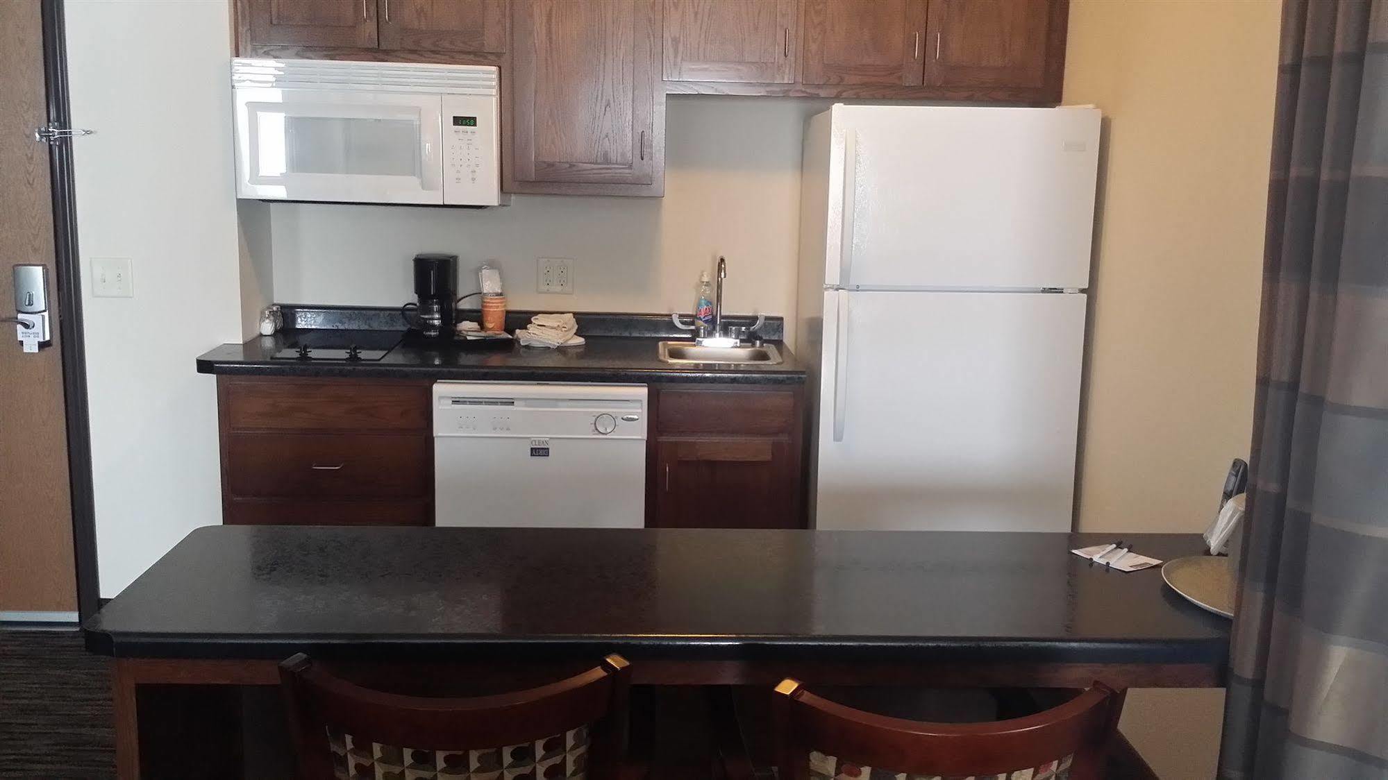 American Inn & Suites Parkers Prairie Zewnętrze zdjęcie